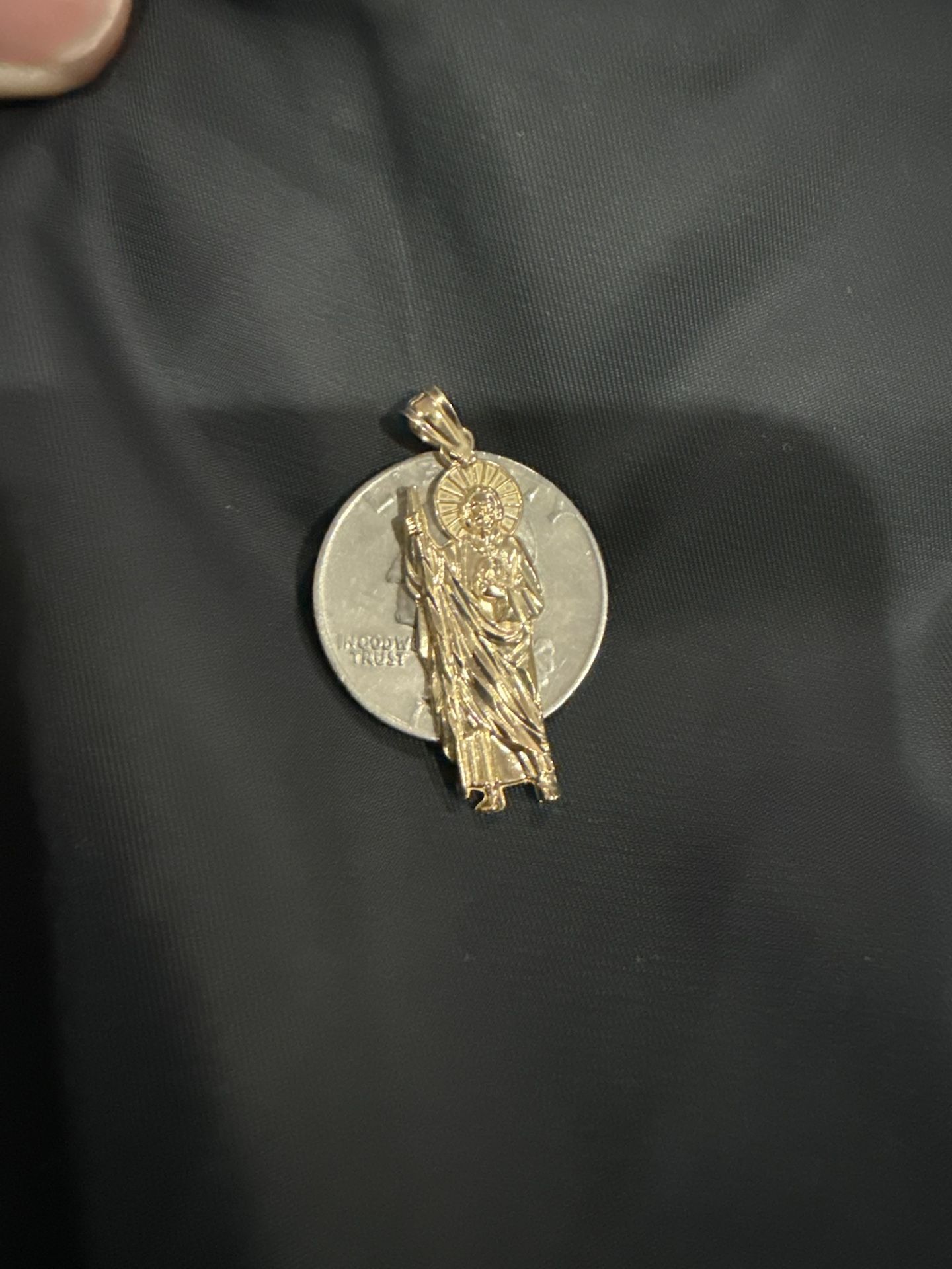 ST Jude Pendant 14 K Gold