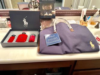 Polo Ralph Lauren Gift Set  Never Opened  Bag & Bear