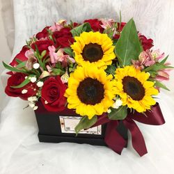 Roses, sunflowers,rosas
