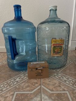 5-Gallon Water Jugs and Automatic Dispenser Bundle