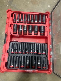 ShockWave impact- duty 1/https://offerup.com/redirect/?o=MmluLmluLkRyaXZl.Metric and SAE Deep Well impact PACKOUT Socket set (31-piece)