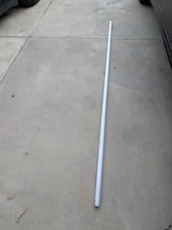Box of 8 ft Fluorescent Single Pin Tube Lights Free