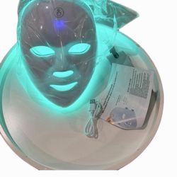 7-Color LED Light Therapy Face Mask - 102 LEDs, Rechargeable