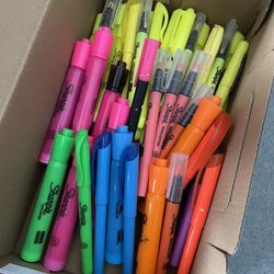 Highlighter Markers (40)