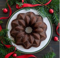 NEW Nordic Ware "Vintage Star" Bundt Pan - 10 Cup (Never Used)
