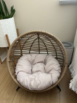 Wicker Egg Chair