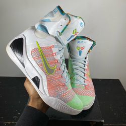 Size 10- Kobe Elite 9 “what the Kobe”