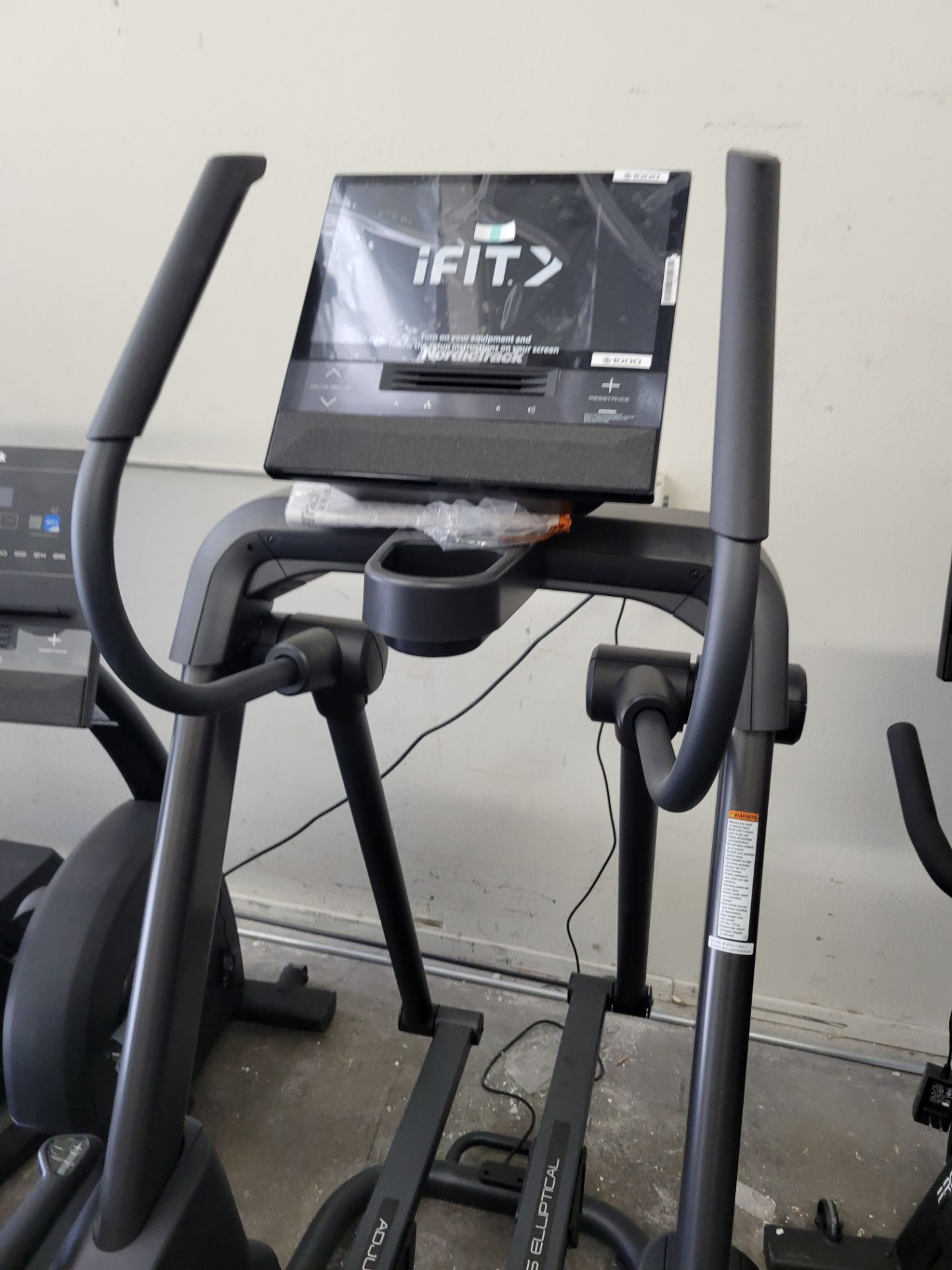Nordictrack X16 elliptical- 10% incline -10% decline - $1000