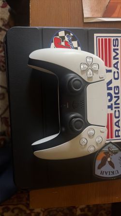 PlayStation 5 remote