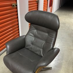 Recliner Chair And Ottoman 