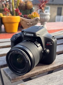Canon Rebel T100 digital camera