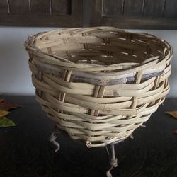 Wicker Planter w/Legs