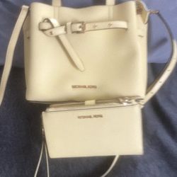 Michael Kors Purse And Wallet 