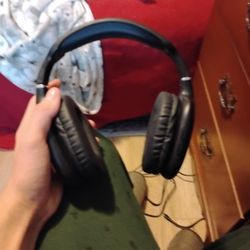 Bluetooth Headphones 