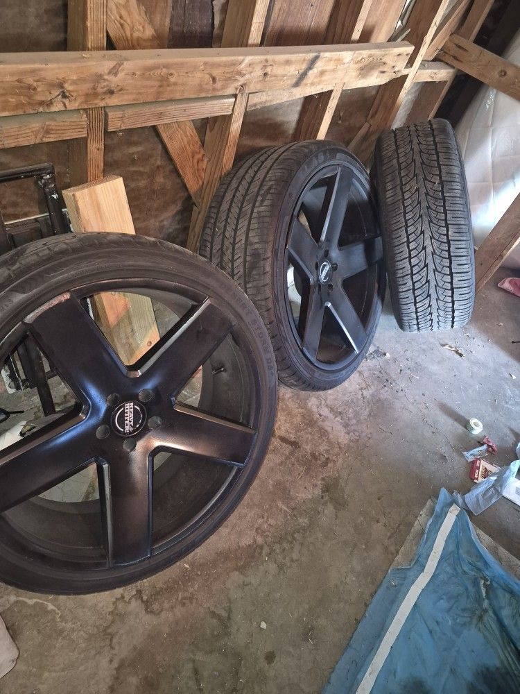 22 Rims  Charger challenger