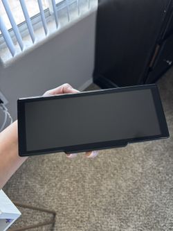 RC06 Avylet CarPlay 8.1” Touch Screen