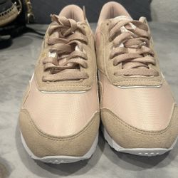 Reebok Women Tennis Shoes