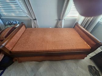 Elegant Vintage Wooden Sofa Bed