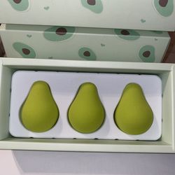 3pcs Soft Avocado Shaped Beauty Blenders 