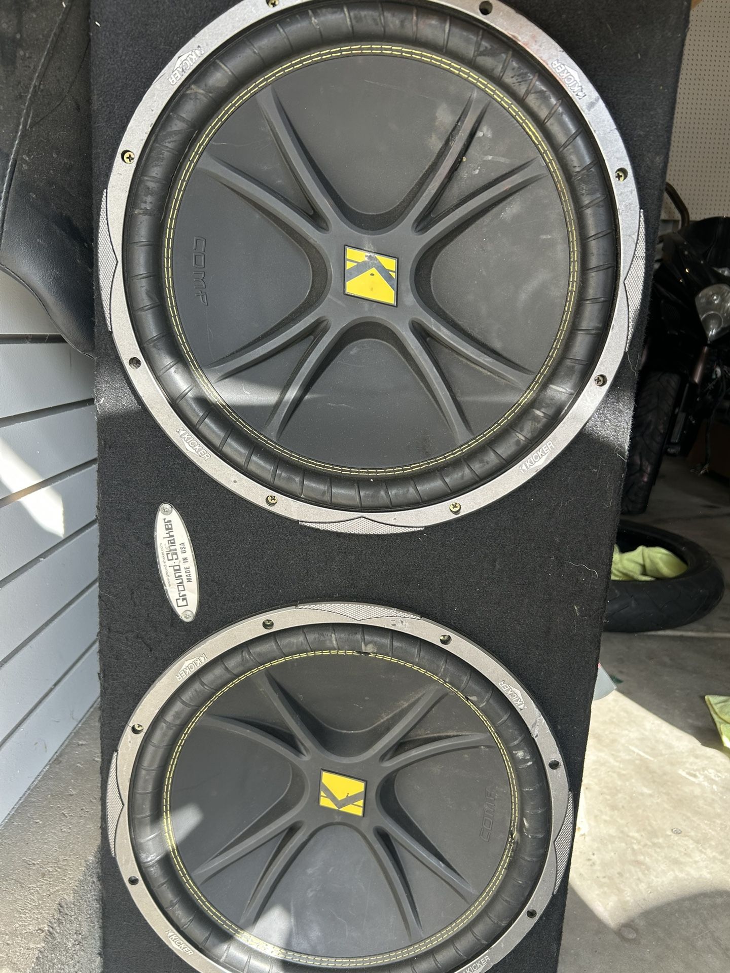 Kicker 15 Subs 