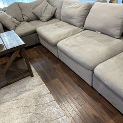 Large 6 Piece Sectional Couch With Ottoman 