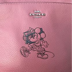 Coach Minnie Mouse Kitt Messenger Crossbody, EUC/Bolsa Chica excelente condicion