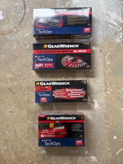 BRAND NEW GEARWRENCH RATCHETING SCREWDRIVER SET, RATCHETING NUT DRIVER SET, RATCHETING WRENCH SET AND 1/4”  SOCKET SET