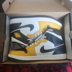 Air Jordan's 1 Mid Size 13