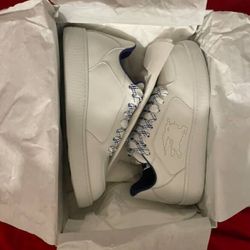 Burberry Low Top Trainer On Rubber Sole 