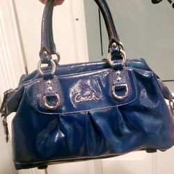 Beautiful  Med Blue Coach Purse..size Med..like New!..original Coach Not A Fake 