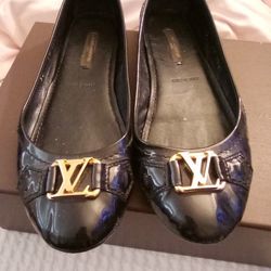 Authentic Louis Vuitton black flat shoes