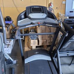 Nordictrack C700 Treadmill- 10% incline 10mph max speed  - 350$ 