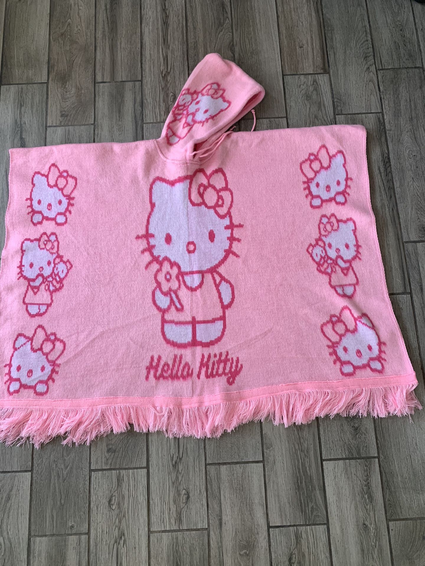 Hello Kitty Poncho