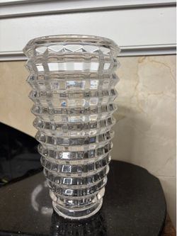Celebration by Mikasa 24%Lead Crystal Facets 10” Contemporary Clear Glass Geometric Flower Vase