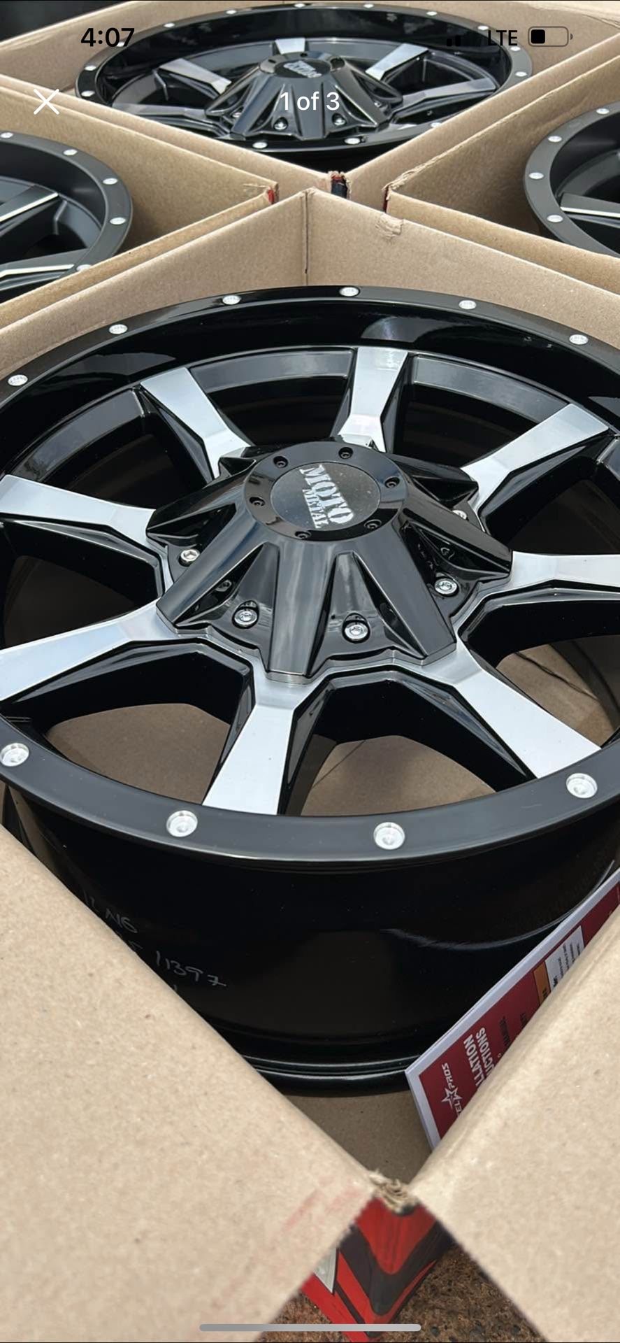 17” NEW 4x Moto Metal offroad rims Ford F150 6x135 Black Machined (mix matched)