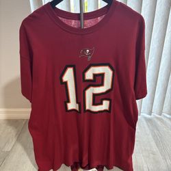 Tom Brady Tampa Bay Bucs red tee! 