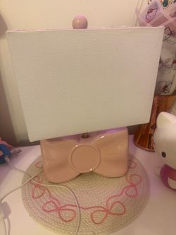Pink bow lamps