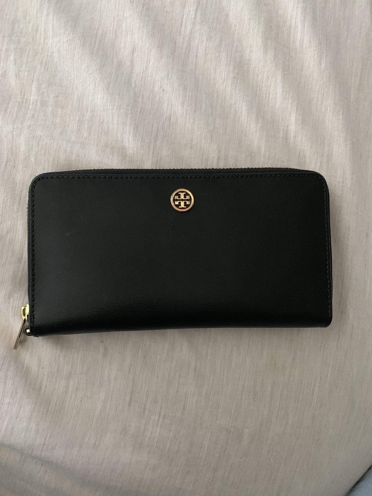 Tory Burch Robinson zip wallet