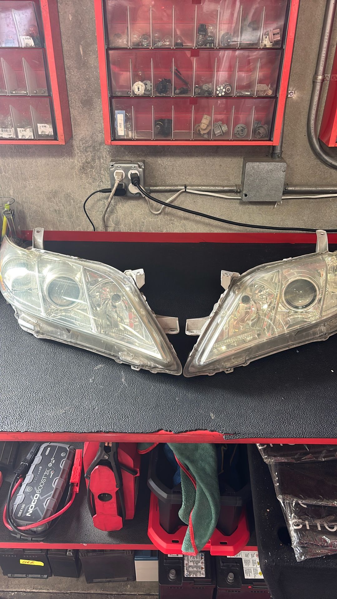2007-2009 Toyota Camry Left And Right Headlights
