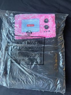 Supreme Tees