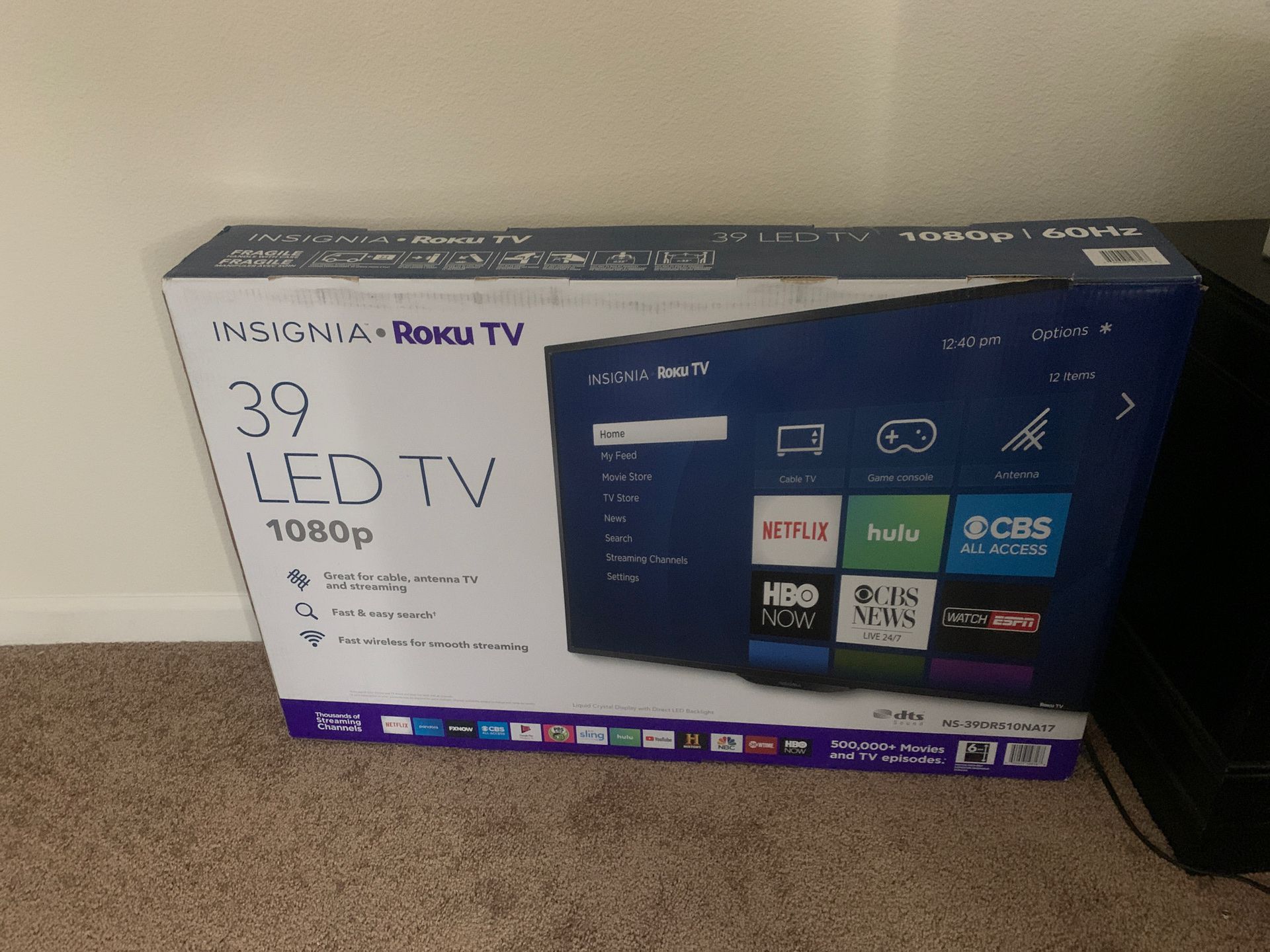 PICK UP ONLY Brand new Insignia Roku Tv 39 LED TV 1080p