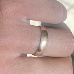 10K Vintage Gold Band Woman’s Ring Size 6