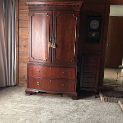 Vintage Pulaski Armoire - Mahogany Finish Over Hardwood