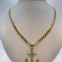 Gold Chain With Anchor Pendant 
