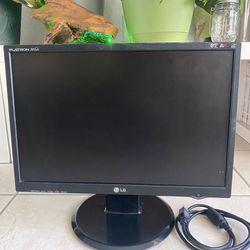 LG Computer Monitor 19”