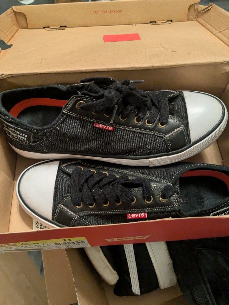 Levi's Sneakers