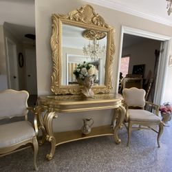 Very  Beautiful gorgeous Console With Mirror
