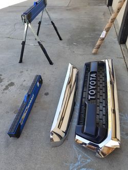 Fromt Grill Vehicle Wrap And Accessories