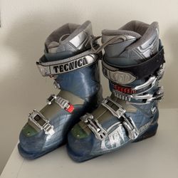 TECNICA SKI BOOTS- Size 26