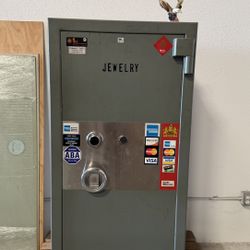 Heavy duty Safe